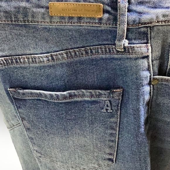 Articles of Society High Rise, straight leg , distressed Jeans - Picture 6 of 9